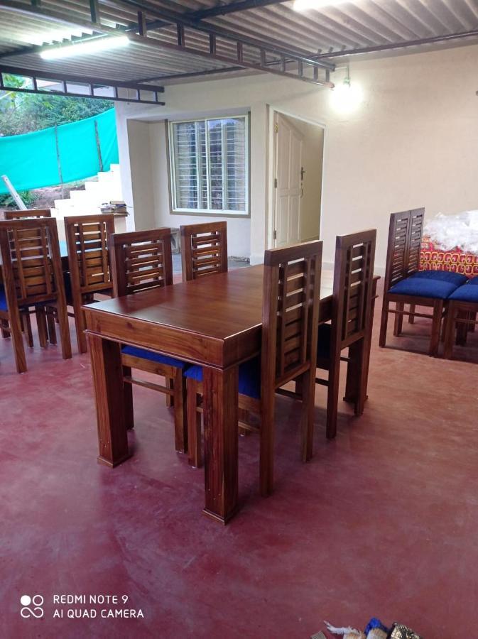 Cauvery Homestay Somvarpet Bagian luar foto