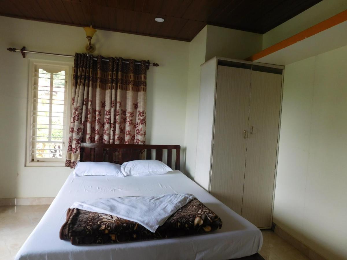 Cauvery Homestay Somvarpet Bagian luar foto