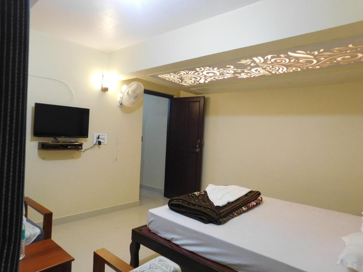 Cauvery Homestay Somvarpet Bagian luar foto