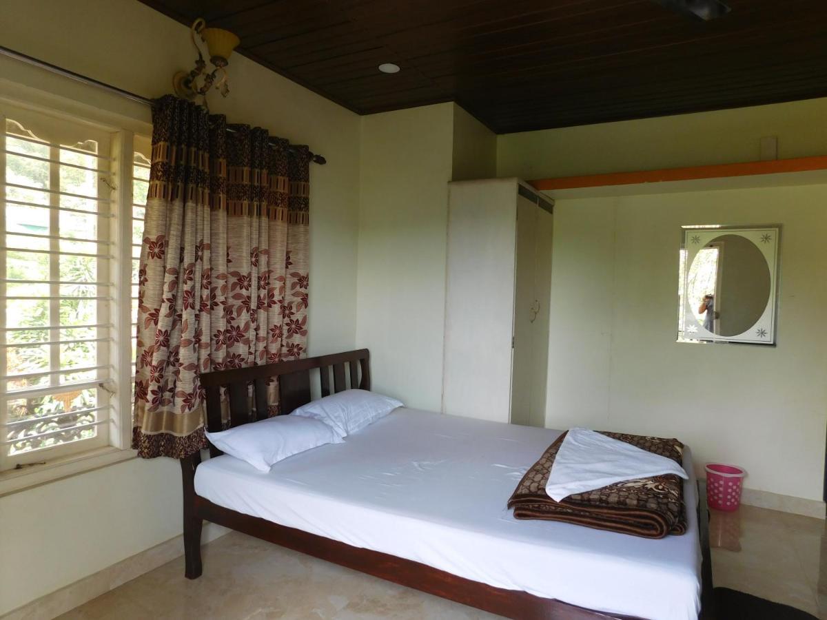 Cauvery Homestay Somvarpet Bagian luar foto