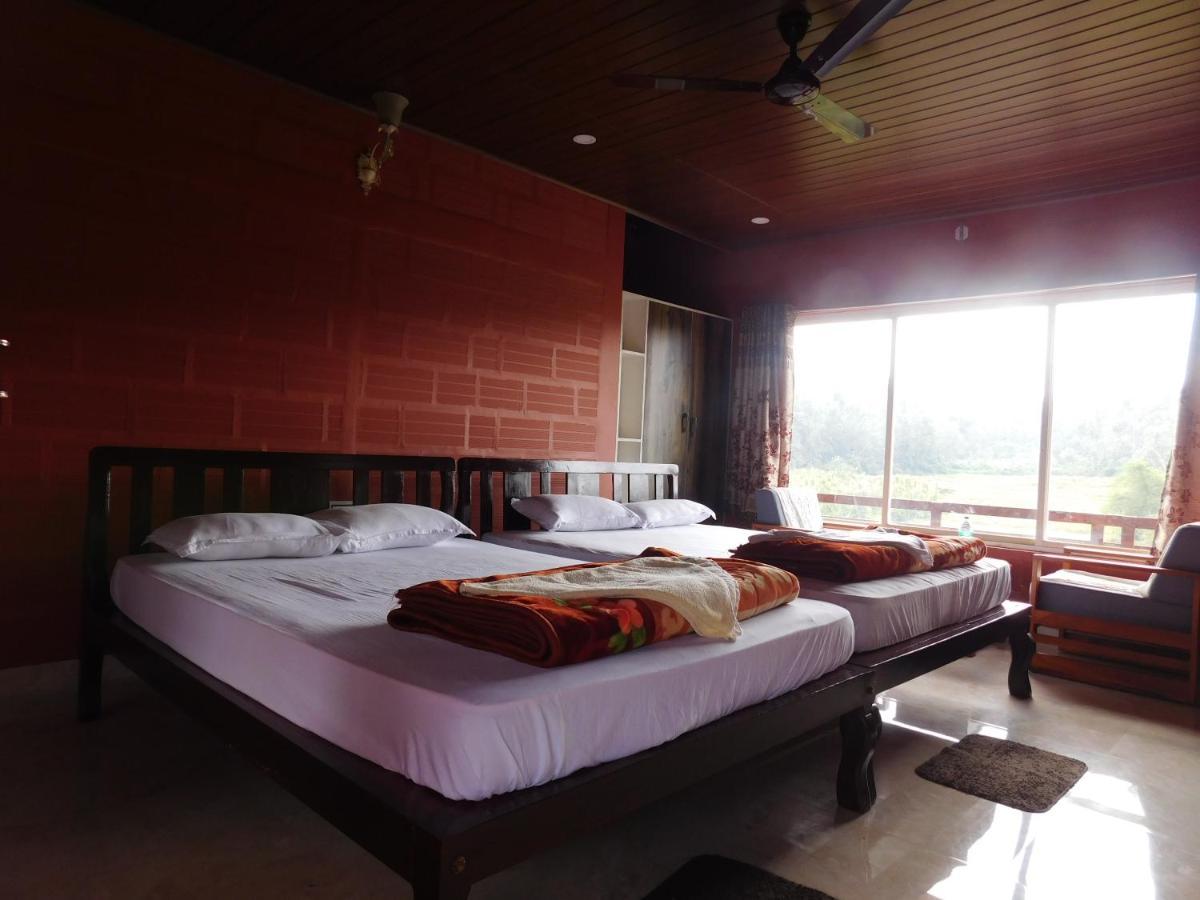 Cauvery Homestay Somvarpet Bagian luar foto