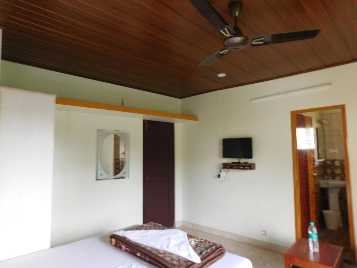 Cauvery Homestay Somvarpet Bagian luar foto