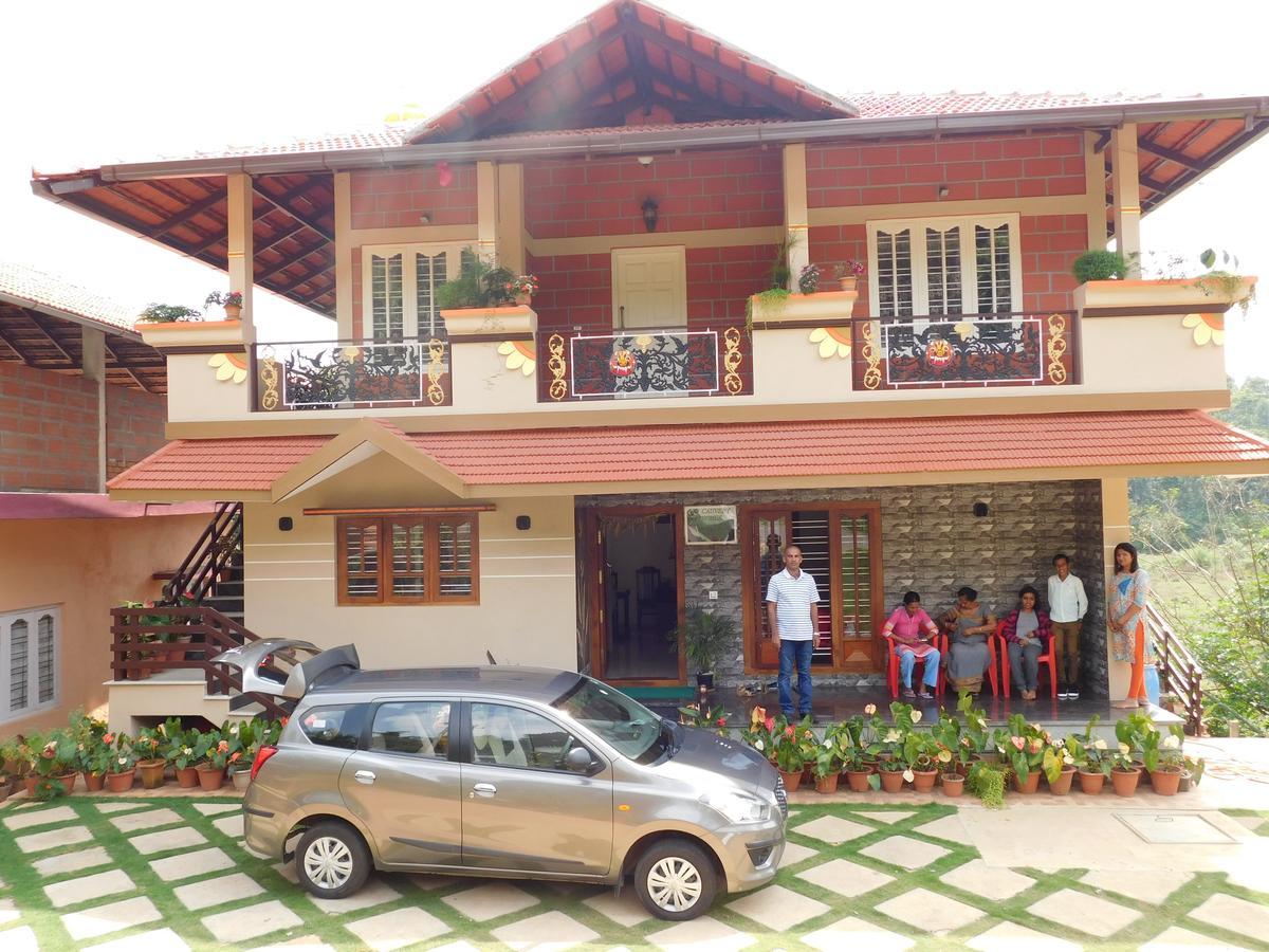 Cauvery Homestay Somvarpet Bagian luar foto